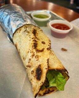 Trying this carved chicken döner wrap. Wrap part could have been crispier.. #thekebobshop 😍🌿🐔🌯